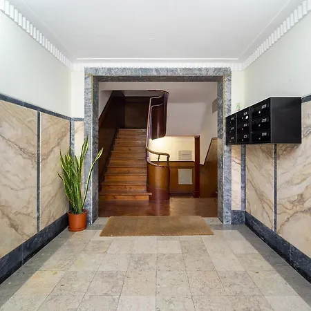 Whome Premium Alfama 2-br Great For Remote Workers & Digital Nomads شقة