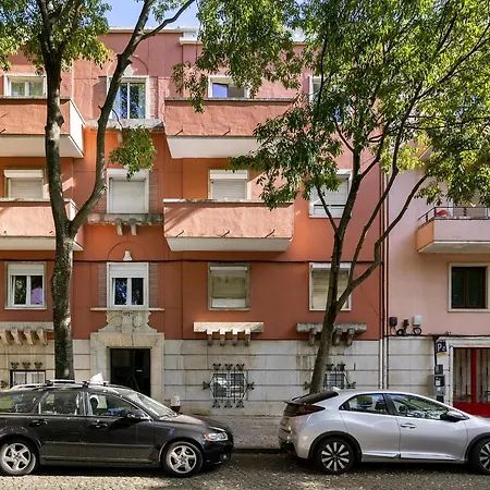 Whome Premium Alfama 2-br Great For Remote Workers & Digital Nomads