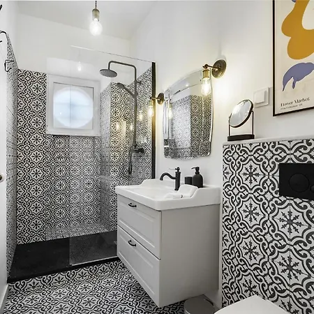 Whome Premium Alfama 2-br Great For Remote Workers & Digital Nomads Лиссабон